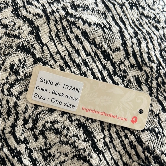 Ingrid & Isabel Black and Ivory Knit Poncho - Picture 4 of 4